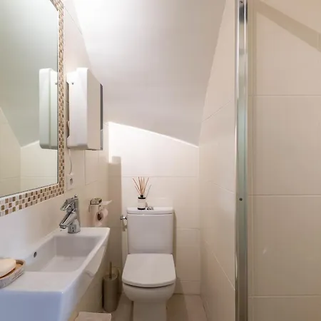 Clos Augustine Furnished Flat * Sevrier