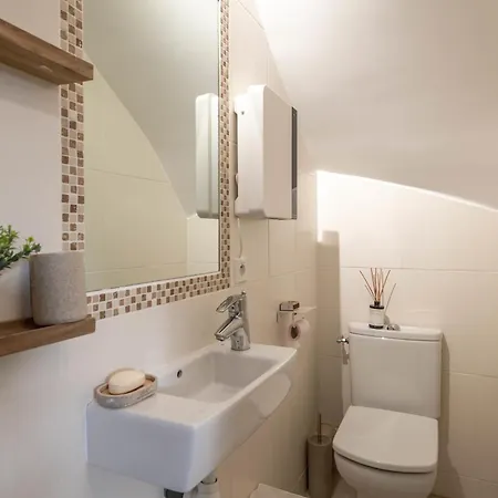 Clos Augustine Furnished Flat